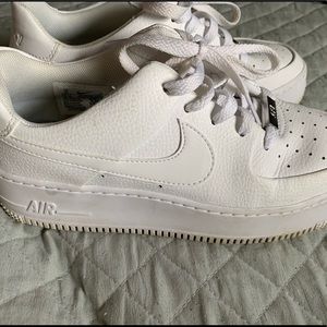 AirForce 1s women’s